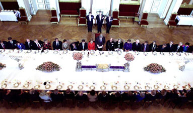 The President makes remarks at an official lunch at the Royal Palace.