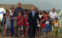 The President and Mrs. Clinton visit Stenkovic I refugee camp in Macedonia.